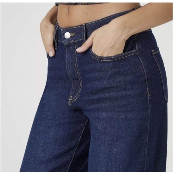 Forever 21, 90’s Fit Jeans, NWT, Juniors Size 28, High Rise, Straight Leg - Picture 2 of 7